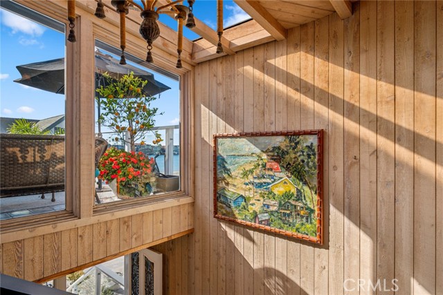 2616 Cove Street, Corona del Mar CA: https://media.crmls.org/medias/4540a4f1-cdb2-42b0-a551-be2074f9b1f7.jpg