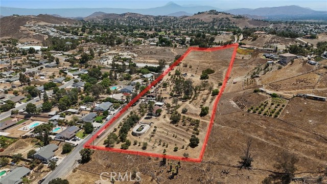 8600 58th Street, Jurupa Valley CA: https://media.crmls.org/medias/4540b39a-8fd9-4d26-81c1-114dd1f68af0.jpg