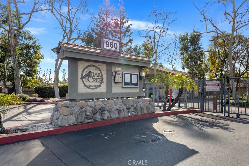 960 E Bonita Avenue #4