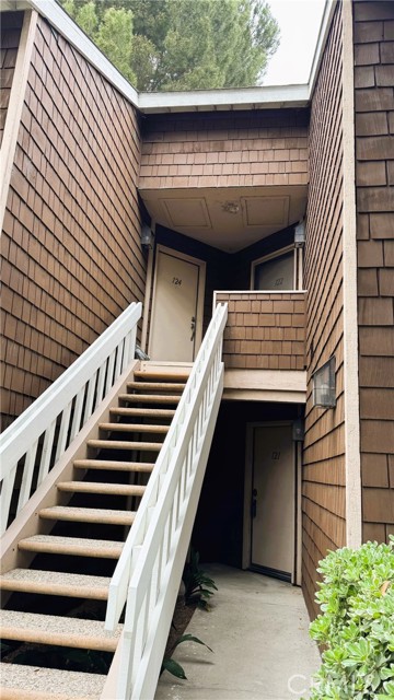 Detail Gallery Image 3 of 9 For 12555 Euclid #121,  Garden Grove,  CA 92840 - 1 Beds | 1 Baths