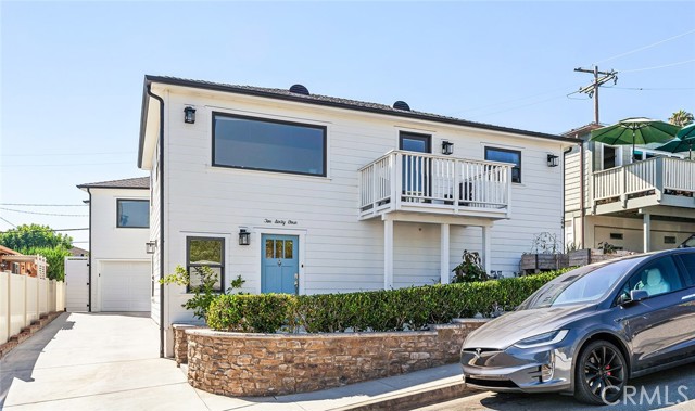 Detail Gallery Image 1 of 29 For 264 San Joaquin St, Laguna Beach,  CA 92651 - 3 Beds | 3 Baths