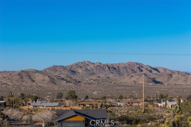 Detail Gallery Image 10 of 25 For 60432 Latham Trl, Joshua Tree,  CA 92252 - – Beds | – Baths