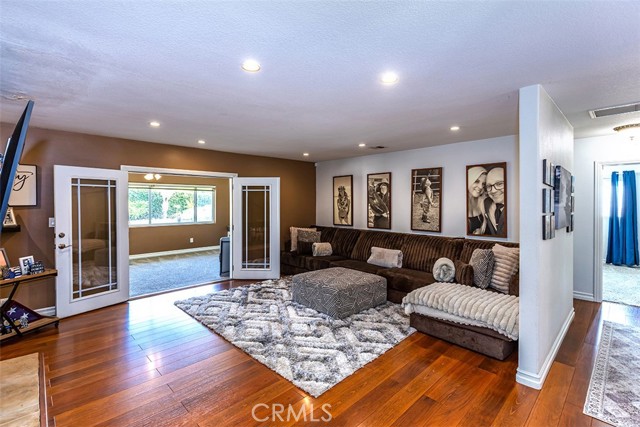 1006 W Dorothy Drive, Brea CA: https://media.crmls.org/medias/4542cda0-901e-40d3-96b6-7863a96996be.jpg
