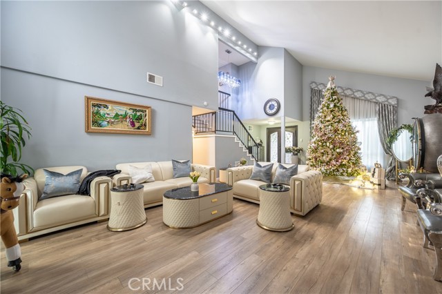 Detail Gallery Image 5 of 34 For 20138 Elkwood St, Winnetka,  CA 91306 - 4 Beds | 3 Baths