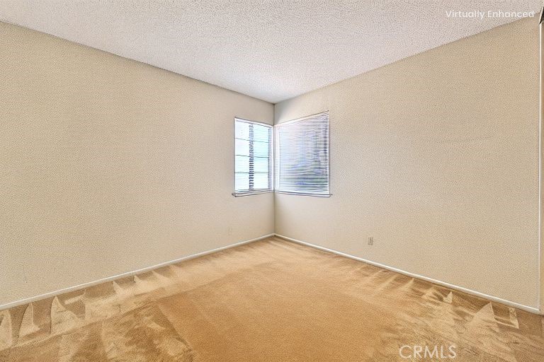 https://media.crmls.org/medias/45431048-29d2-47c8-a8ec-861403a31fe4.jpg?preset=X-Large