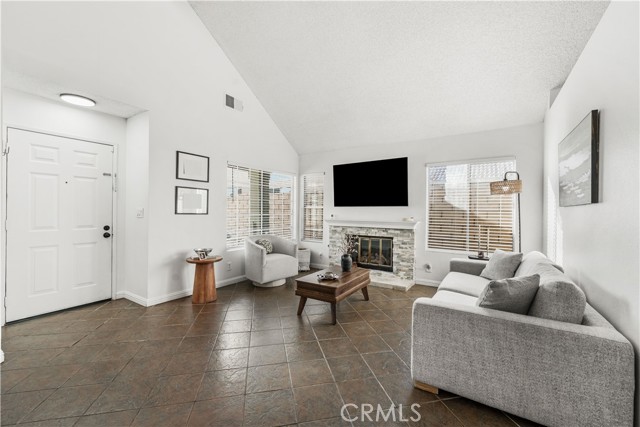 Detail Gallery Image 14 of 50 For 36843 Hillcrest, Palmdale,  CA 93552 - 3 Beds | 2 Baths