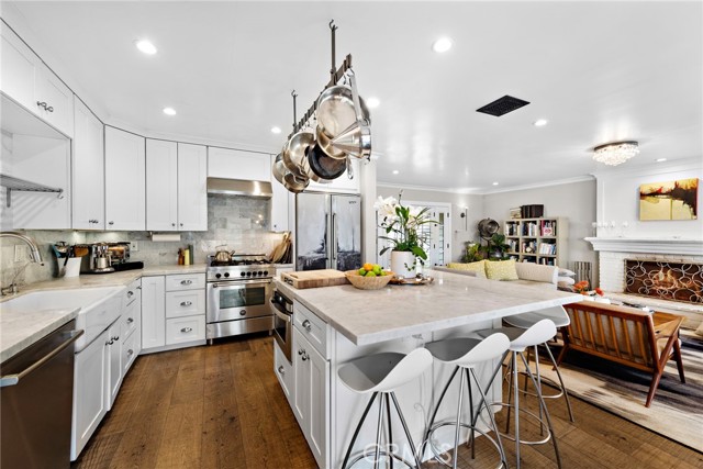 Detail Gallery Image 12 of 37 For 1165 Skyline Dr, Laguna Beach,  CA 92651 - 3 Beds | 3 Baths