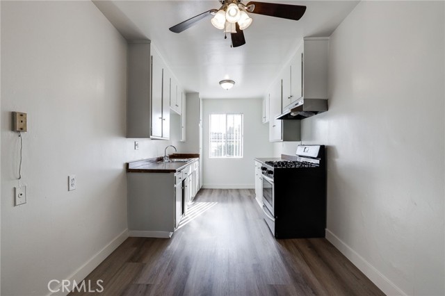 Detail Gallery Image 6 of 16 For 3430 Elm Ave #10,  Long Beach,  CA 90807 - 2 Beds | 1/1 Baths