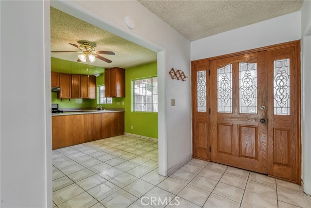 17415 Minnehaha Street, Granada Hills CA: https://media.crmls.org/medias/4544c149-36d5-4222-8e2a-8f3c036505b2.jpg