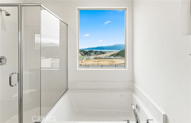 Detail Gallery Image 26 of 36 For 4083 Madonna Cir, Lake Elsinore,  CA 92530 - 6 Beds | 5 Baths