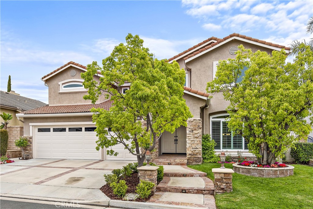 8 Songbird Road, Trabuco Canyon, CA 92679