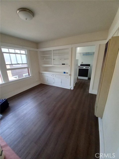 1552 5TH Avenue, Los Angeles CA: https://media.crmls.org/medias/4545d3ee-3ce7-47b3-90af-dae2e7a05be0.jpg