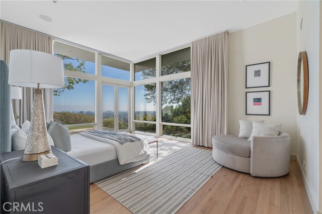 Detail Gallery Image 8 of 27 For 1436 Summitridge Dr, Beverly Hills,  CA 90210 - 4 Beds | 5/1 Baths