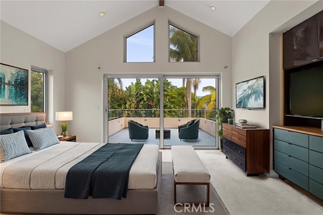 Detail Gallery Image 10 of 27 For 1518 Anita Ln, Newport Beach,  CA 92660 - 6 Beds | 4/1 Baths