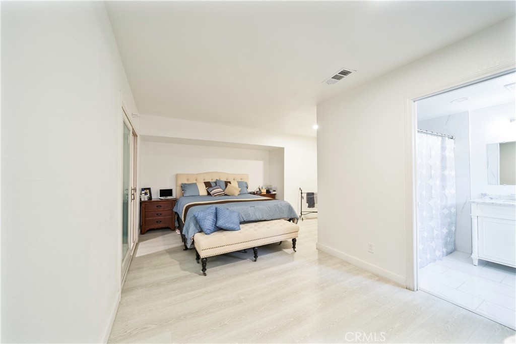 MLS #WS25269897 image #11