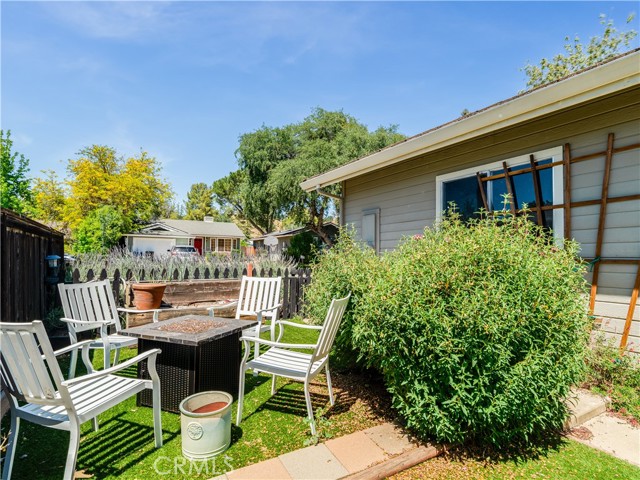 Detail Gallery Image 3 of 16 For 2690 Chaparral Ln, Paso Robles,  CA 93446 - 3 Beds | 1 Baths