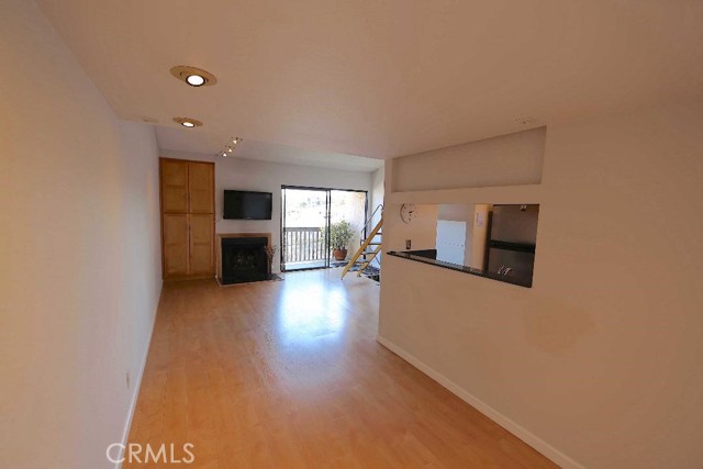 1112 S Meyler Street, San Pedro CA: https://media.crmls.org/medias/45476540-f4c7-4613-8c7b-a4ff17871b90.jpg
