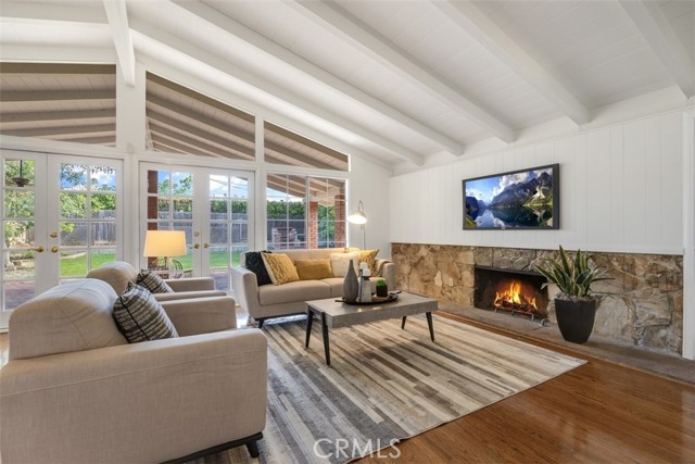 Detail Gallery Image 10 of 27 For 16427 Clymer St, Granada Hills,  CA 91344 - 5 Beds | 2 Baths