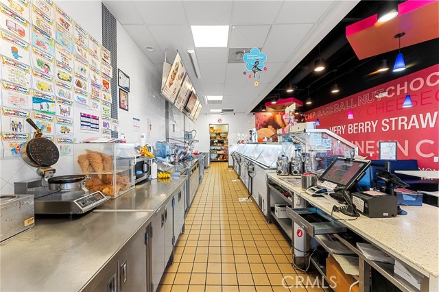 12190 Perris Blvd, Moreno Valley CA: https://media.crmls.org/medias/454780fc-0508-4412-9eed-1b414858f2dc.jpg