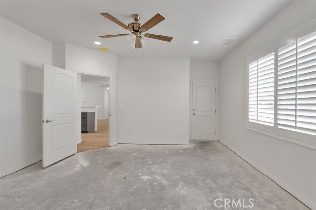 Detail Gallery Image 19 of 34 For 15466 Lone Eagle St, Victorville,  CA 92395 - 4 Beds | 3 Baths