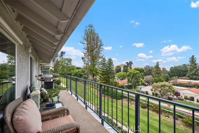 Front Image Thumbnail for CROC25261031