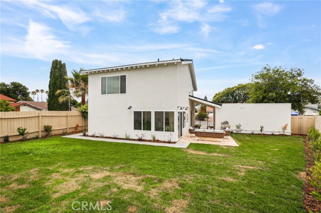 23941 Jarrow Lane, Lake Forest CA: https://media.crmls.org/medias/4548a8d7-f67f-46d1-9bab-6e4a1087e3fb.jpg