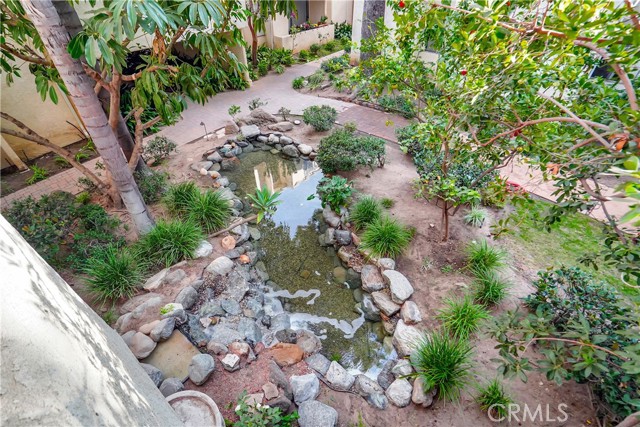 Detail Gallery Image 16 of 18 For 5325 Newcastle Ave #239,  Encino,  CA 91316 - 2 Beds | 1 Baths