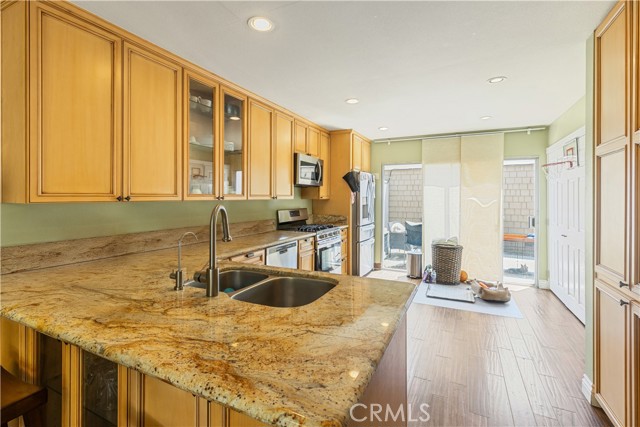 12203 Santa Gertrudes Ave, La Mirada CA: https://media.crmls.org/medias/4548bf90-9923-4507-b43b-32e6aeb7663a.jpg