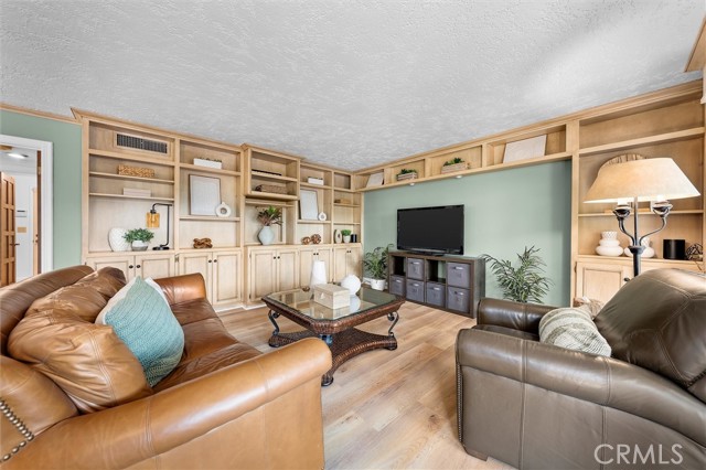 Image 11 of 48 For 23 Quarterhorse Lane