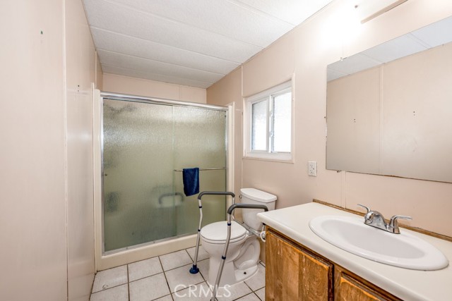 Detail Gallery Image 20 of 25 For 15439 Jersey Street #16,  –,  CA 91345 - 2 Beds | 2 Baths