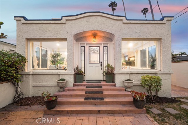 227 Ximeno Avenue, Long Beach CA: https://media.crmls.org/medias/454a3645-646d-46cb-b037-37e9421ccb6c.jpg