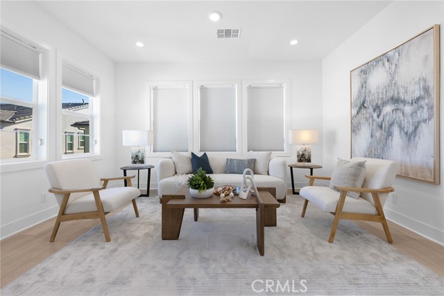131 Bear Leaf Drive, Lake Forest CA: https://media.crmls.org/medias/454ae2df-924a-419a-a399-b58602ffa1a6.jpg