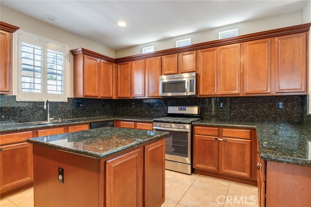 11153 Morningstar Place, Loma Linda CA: https://media.crmls.org/medias/454b5cbe-de9a-4488-9080-b2c2fe5608a3.jpg