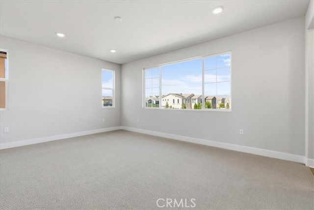 8528 Toyon Street, Chino CA: https://media.crmls.org/medias/454bd473-e9b3-493f-9004-6bfe06e855a2.jpg