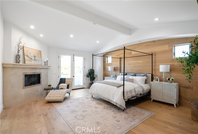 561 33rd Street, Manhattan Beach, California 90266, 5 Bedrooms Bedrooms, ,5 BathroomsBathrooms,Residential,Sold,33rd,SB21226238