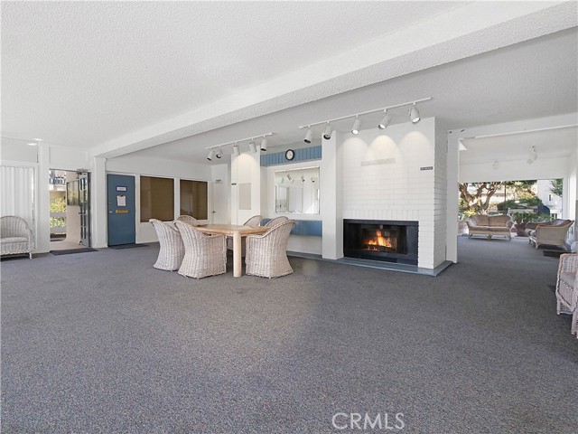 633 Prospect Avenue, Redondo Beach, California 90277, 2 Bedrooms Bedrooms, ,2 BathroomsBathrooms,Residential,Sold,Prospect,SB22126675