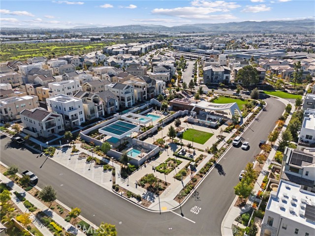 398 Merit, Irvine CA: https://media.crmls.org/medias/454da97f-1515-4193-a5b4-4db221e6eb41.jpg