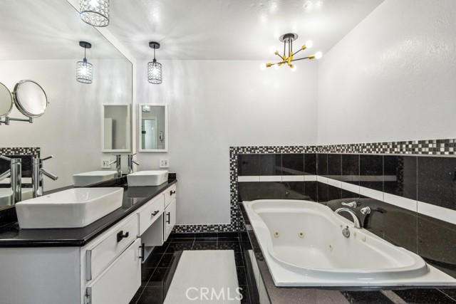2819 Steeplechase Lane, Diamond Bar CA: https://media.crmls.org/medias/454ef3e4-a76d-482d-a3c8-e82f69de38e1.jpg