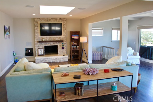 Detail Gallery Image 11 of 31 For 34091 Blue Lantern St, Dana Point,  CA 92629 - 4 Beds | 3 Baths