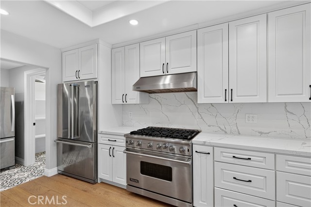 5274 Crebs Avenue, Tarzana CA: https://media.crmls.org/medias/4550bba1-a734-41a7-b9eb-66681945f3e8.jpg