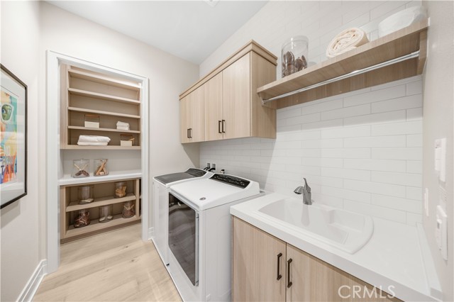 137 Prestigo, Irvine CA: https://media.crmls.org/medias/4551551b-a64b-467e-a025-da65e2f23519.jpg