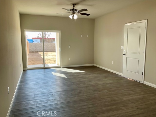 Detail Gallery Image 28 of 34 For 5103 Cohiba Ct, Bakersfield,  CA 93307 - 6 Beds | 3 Baths