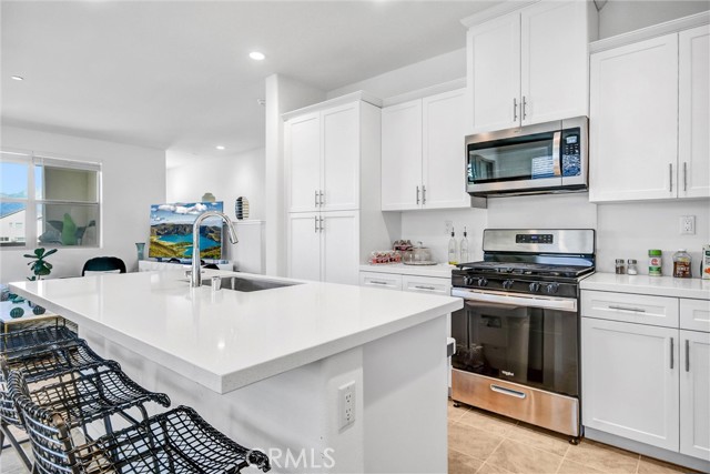 Detail Gallery Image 14 of 28 For 4211 E Malagon Privado #66,  Ontario,  CA 91761 - 2 Beds | 2 Baths