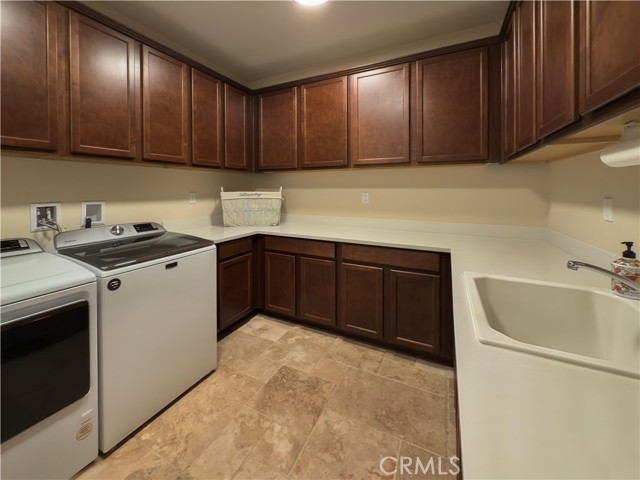 Detail Gallery Image 20 of 33 For 5572 Thoroughbred St, Oceanside,  CA 92057 - 4 Beds | 3/1 Baths