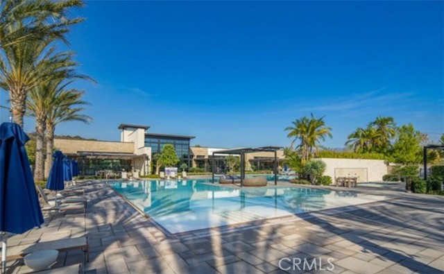 62 Pelican Lane, Irvine CA: https://media.crmls.org/medias/455255b4-7151-4099-bac8-7a249ddfb46b.jpg
