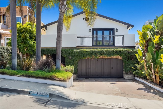 3208 Walnut Avenue, Manhattan Beach CA: https://media.crmls.org/medias/4552a418-68c6-4629-9ce3-67634ce8d8e8.jpg