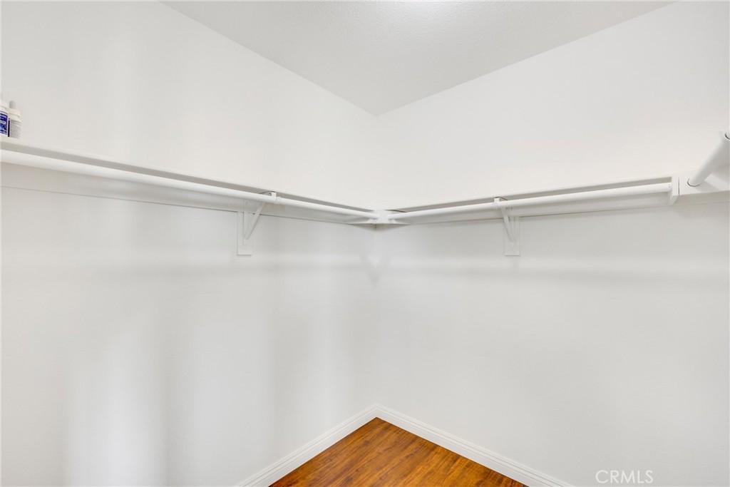 MLS #WS25153585 img 35