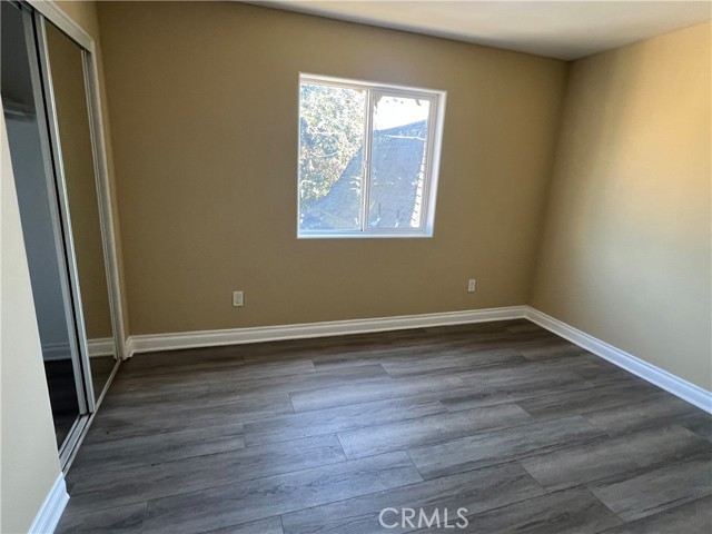 Detail Gallery Image 8 of 20 For 1577 E 51st, Los Angeles,  CA 90011 - 4 Beds | 2 Baths