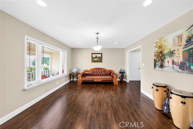 Image 6 of 44 For 15243 Crosswood