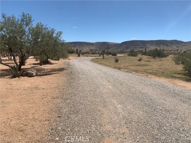 Detail Gallery Image 27 of 33 For 52775 Pipes Canyon Rd, Pioneertown,  CA 92268 - 3 Beds | 2/1 Baths